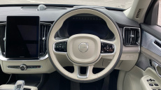 Volvo XC90 2.0 T8 PHEV Ultra Dark 5dr AWD Geartronic Estate